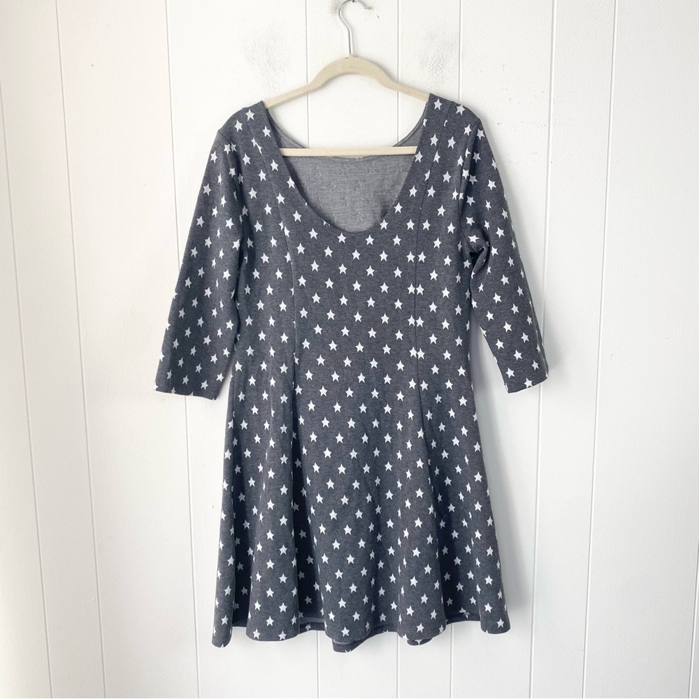 MODCLOTH Mini Dress Women Sz XL Gray Star Print 3/4 Sleeve A-Line Sheath Pleated - Picture 3 of 11